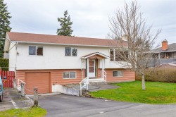 2930 Carol Ann Pl  Colwood, BC V9B 2G2