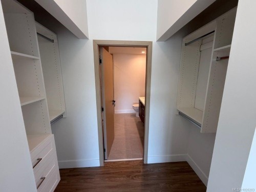 602-6320 Sentinal Dr, Nanaimo, BC - Indoor Photo Showing Other Room