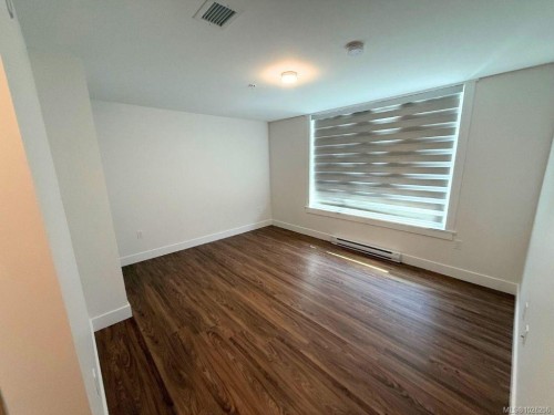 606-6320 Sentinal Dr, Nanaimo, BC - Indoor Photo Showing Other Room