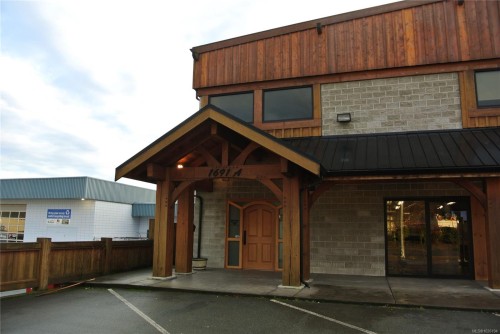 1691 Willow St, Campbell River, BC 
