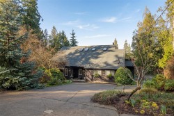 11007 Cedar Lane  North Saanich, BC V8L 5R1