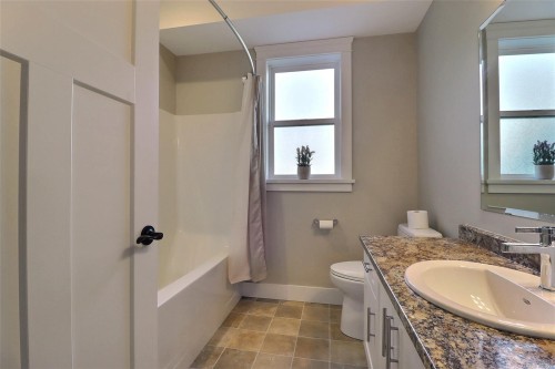 2984 Phillips Rd, Duncan, BC 