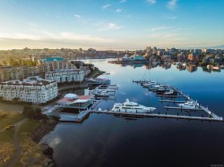 306-75 Songhees Rd  Victoria, BC V9A 7M5