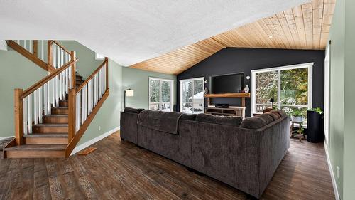 141 Wadlegger Road, Clearwater, BC - Indoor
