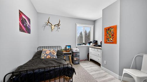 141 Wadlegger Road, Clearwater, BC - Indoor Photo Showing Bedroom