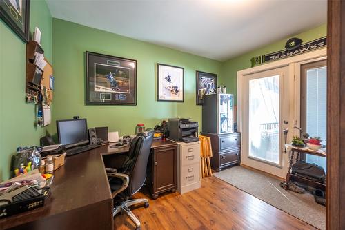 480 Orchard Avenue, Penticton, BC - Indoor Photo Showing Office