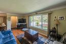 480 Orchard Avenue, Penticton, BC  - Indoor Photo Showing Living Room 