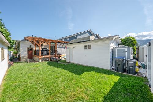 480 Orchard Avenue, Penticton, BC - Outdoor With Exterior