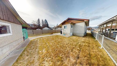 308 17Th Avenue, Cranbrook, BC - Outdoor With Exterior