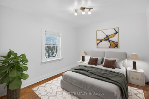 94 Emerson Street, Hamilton, ON - Indoor Photo Showing Bedroom