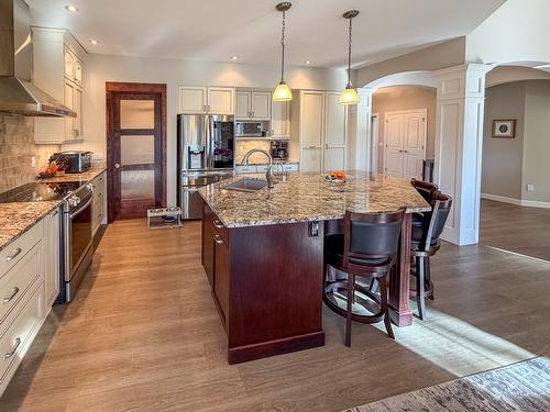 1505 Mount Royal Ridge, Cranbrook, BC - Indoor Photo Showing Kitchen With Stainless Steel Kitchen With Upgraded Kitchen