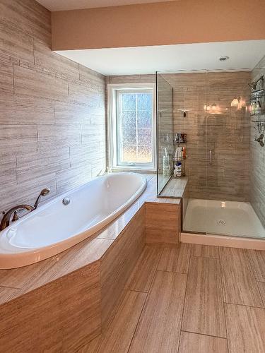 1505 Mount Royal Ridge, Cranbrook, BC - Indoor Photo Showing Bathroom