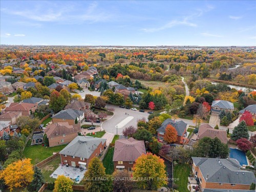 1093 Senlac Court, Mississauga, ON - Outdoor With View