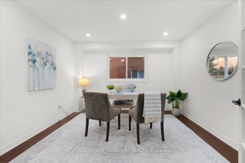 1093 Senlac Court, Mississauga, ON - Indoor Photo Showing Dining Room