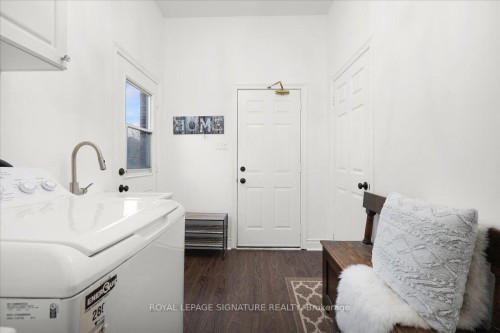 1093 Senlac Court, Mississauga, ON - Indoor Photo Showing Laundry Room
