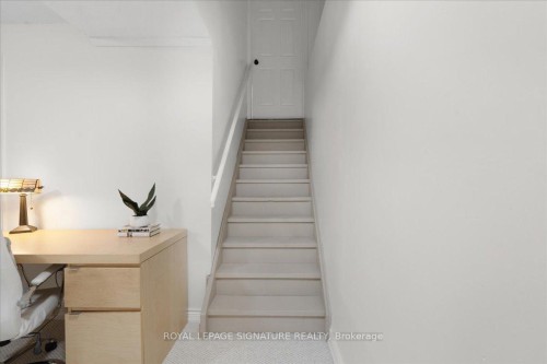 1093 Senlac Court, Mississauga, ON - Indoor