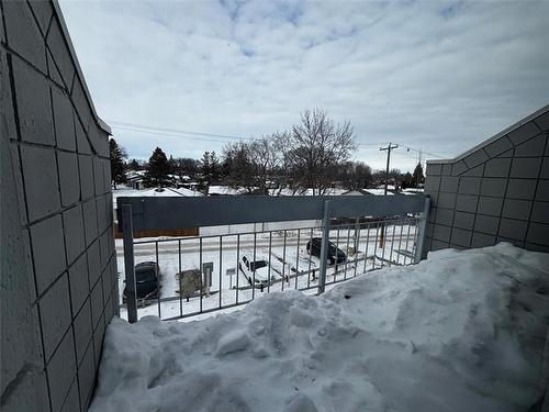 307-65 Main St, Selkirk, MB 