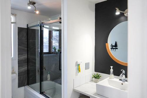 Bathroom - 8100 Route Des Ormes, Bécancour, QC - Indoor Photo Showing Bathroom