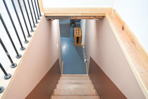 Staircase - 8100 Route Des Ormes, Bécancour, QC - Indoor Photo Showing Other Room