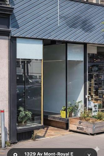 Façade - 1329 Av. Du Mont-Royal E., Montréal (Le Plateau-Mont-Royal), QC 