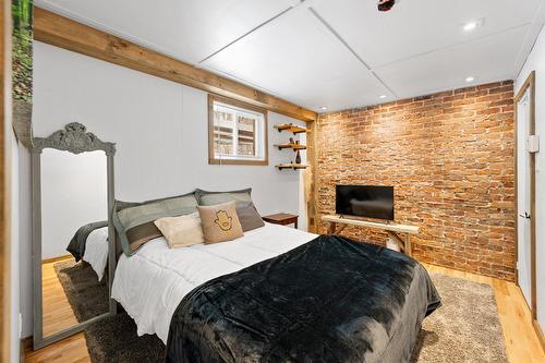 Chambre à coucher - 2028 Rue De Chandolin, Val-David, QC - Indoor Photo Showing Bedroom