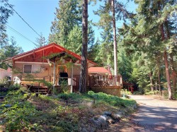 559 Blitz Rd  Mayne Island, BC V0N 2J1