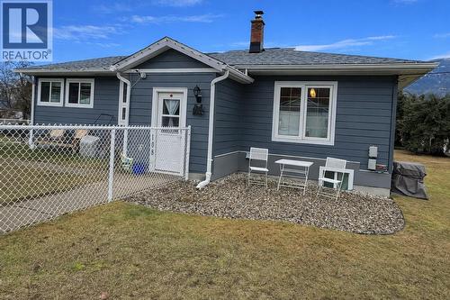 108 101 Street  Castlegar, BC V1N 3E4