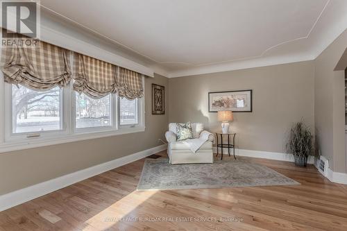 755 Maple Avenue, Burlington, ON - Indoor
