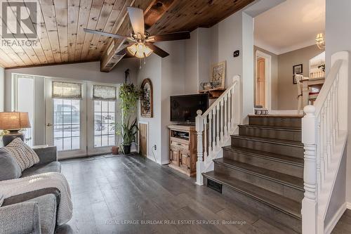 755 Maple Avenue, Burlington, ON - Indoor