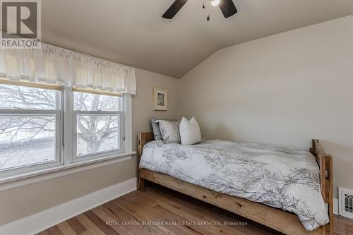 755 Maple Avenue, Burlington, ON - Indoor Photo Showing Bedroom