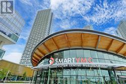 4002 - 898 PORTAGE, SINGLE BEDRM PARKWAY  Vaughan, ON L4K 3Y8