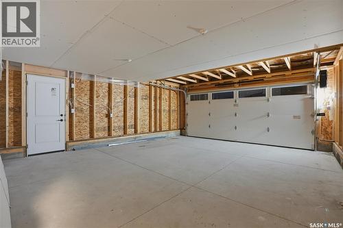 1170 Nightingale Terrace, Saskatoon, SK - Indoor Photo Showing Garage