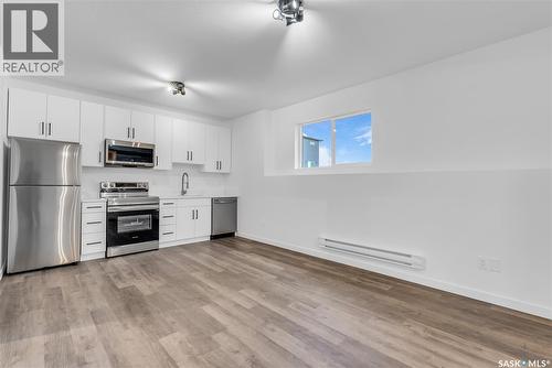 1170 Nightingale Terrace, Saskatoon, SK - Indoor Photo Showing Kitchen