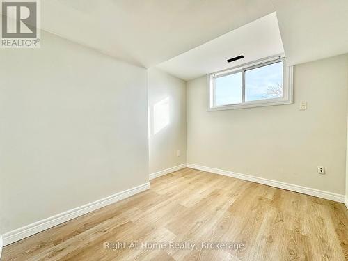 221 First Road E, Hamilton, ON 