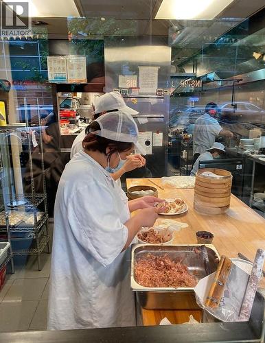 1719 Robson Street, Vancouver, BC 