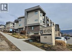 655 Academy Way Unit# PH22  Kelowna, BC V1V 0A2