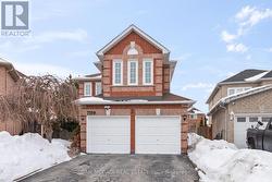 7159 SPYGLASS CRESCENT  Mississauga, ON L5N 7H3