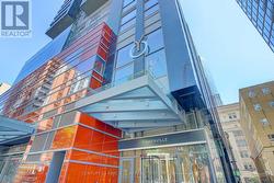 4909 - 7 GRENVILLE STREET  Toronto, ON M4Y 0E9