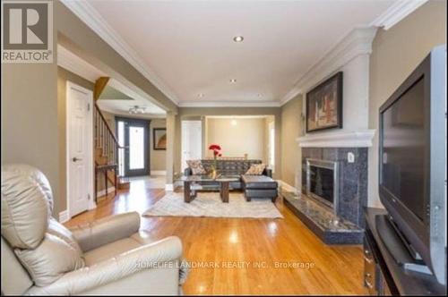 5291 Thornwood Drive, Mississauga, ON - Indoor Photo Showing Living Room With Fireplace