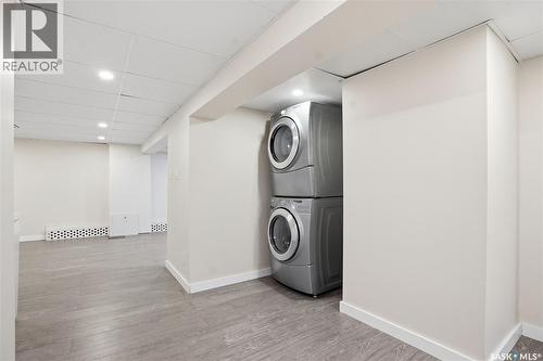 1213 Elliott Street, Saskatoon, SK - Indoor Photo Showing Laundry Room