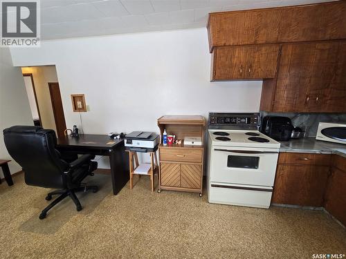 510 Vernon Street, Broadview, SK - Indoor Photo Showing Kitchen