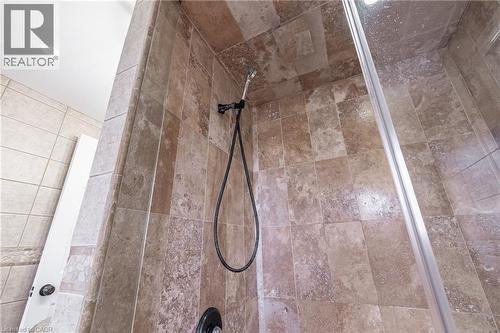680 Rexford Drive, Hamilton, ON - Indoor Photo Showing Bathroom