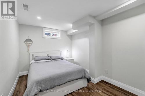 496 Manchester Road, Kitchener, ON - Indoor Photo Showing Bedroom