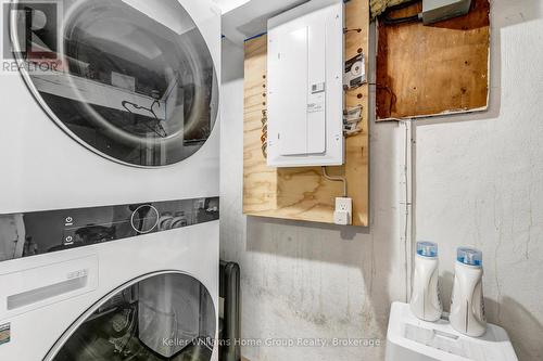 496 Manchester Road, Kitchener, ON - Indoor Photo Showing Laundry Room