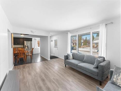 658 Government Ave, Winnipeg, MB 