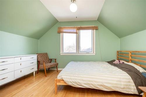 663 Munroe Ave, Winnipeg, MB 