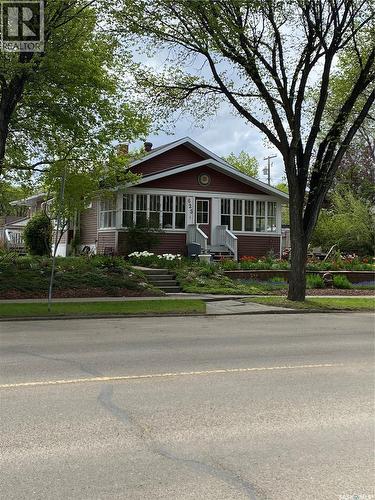 625 Centre STREET  Shaunavon, SK S0N 2M0