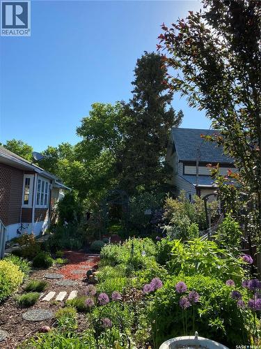 625 Centre Street, Shaunavon, SK - Outdoor