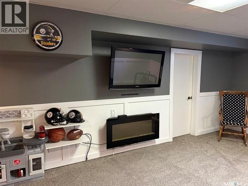 134 Perry Crescent, Estevan, SK - Indoor With Fireplace