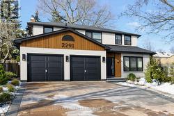 2291 MARZIPAN COURT  Mississauga, ON L5M 2N9